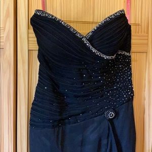 Black elegant dress